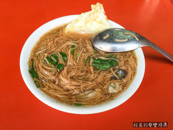阿月蚵仔麵線:【食記】{高雄。三民區﹜營養豐富的活力早餐阿月蚵仔麵線