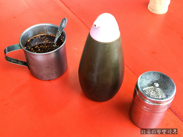 阿月蚵仔麵線:【食記】{高雄。三民區﹜營養豐富的活力早餐阿月蚵仔麵線