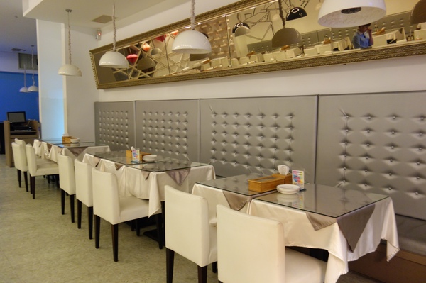 OOTTIMO意式廚房：1040802[官本金文愛台灣]台中市西區美味Oottimo意式廚房窯烤披薩義大利麵焗烤燉飯吃到飽或單點皆吃得很爽