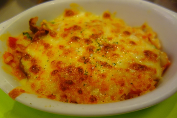 OOTTIMO意式廚房：1040802[官本金文愛台灣]台中市西區美味Oottimo意式廚房窯烤披薩義大利麵焗烤燉飯吃到飽或單點皆吃得很爽