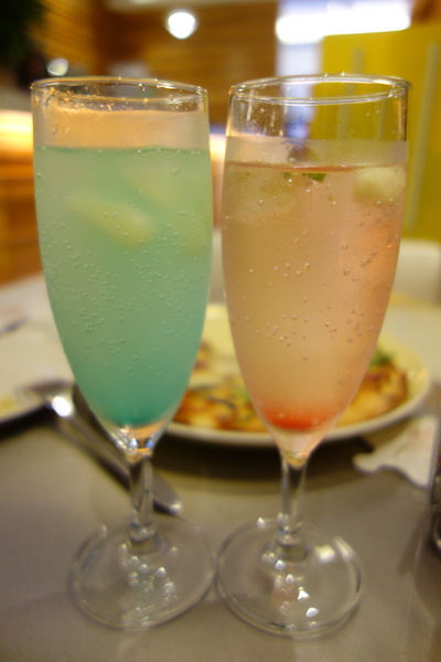 OOTTIMO意式廚房：1040802[官本金文愛台灣]台中市西區美味Oottimo意式廚房窯烤披薩義大利麵焗烤燉飯吃到飽或單點皆吃得很爽