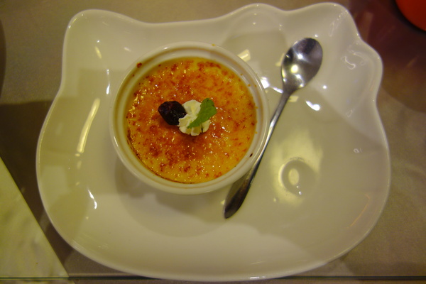 OOTTIMO意式廚房：1040802[官本金文愛台灣]台中市西區美味Oottimo意式廚房窯烤披薩義大利麵焗烤燉飯吃到飽或單點皆吃得很爽