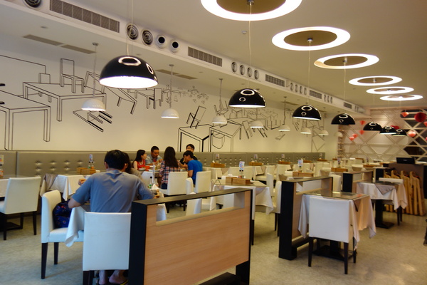 OOTTIMO意式廚房：1040802[官本金文愛台灣]台中市西區美味Oottimo意式廚房窯烤披薩義大利麵焗烤燉飯吃到飽或單點皆吃得很爽