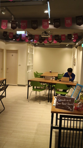 Waffle Please 比利時列日鬆餅專賣店(大安店):【台北下午茶】Waffle Please 比利時列日鬆餅@捷運科技大樓站