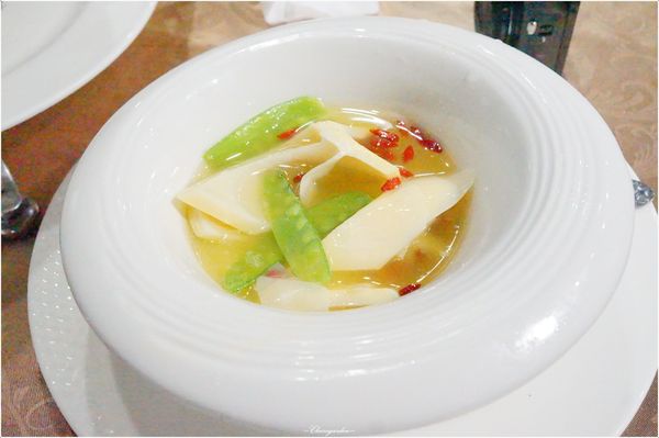 饕家食藝會館:宜蘭 冬山 饕家食藝~太超過的高CP值12道無菜單料理(讀者優惠)