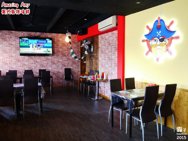 Amazing Amy神奇艾米美式麻辣海鮮：Amazing Amy神奇艾米美式麻辣海鮮，穿圍兜手套豪邁用餐！