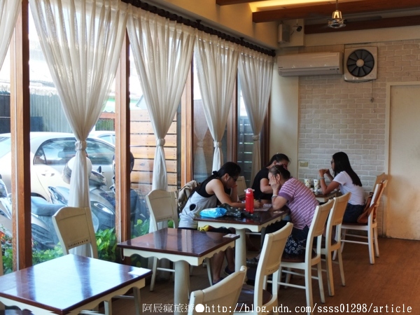 濰克早午餐:【美食特搜。屏東市】濰克早午餐(屏東店)。屏東也吃得到濰克!! 近車站氣氛佳 樸素簡約風早午餐店