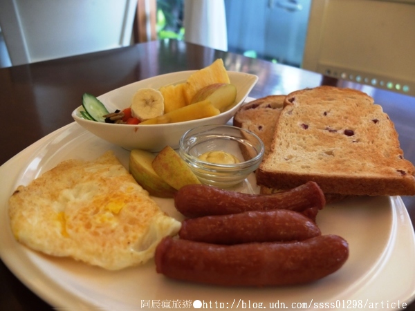 濰克早午餐:【美食特搜。屏東市】濰克早午餐(屏東店)。屏東也吃得到濰克!! 近車站氣氛佳 樸素簡約風早午餐店