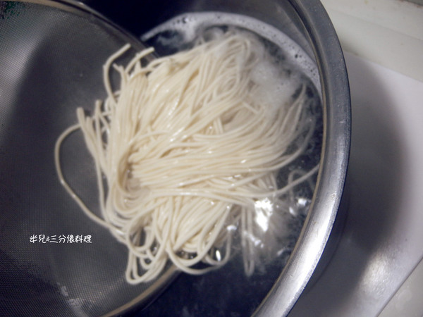 老媽拌麵：[宅配‧方便料理] 老媽拌麵 簡單方便又迅速!