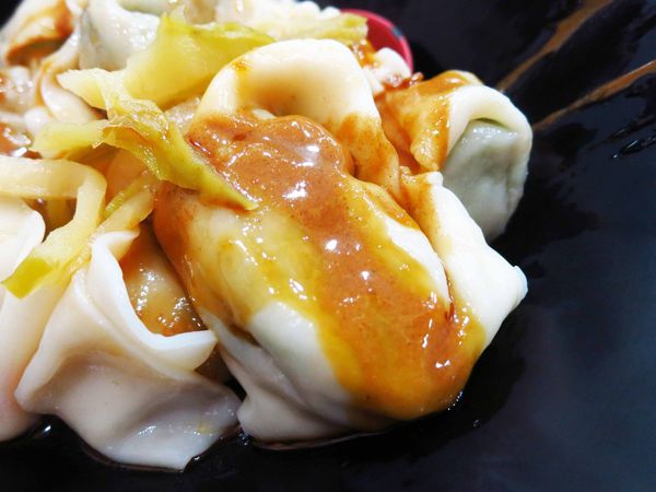 【中和美食】鼎鮮飯麵-神奇無敵泡菜牛肉肉醬飯-四號公園圖書館