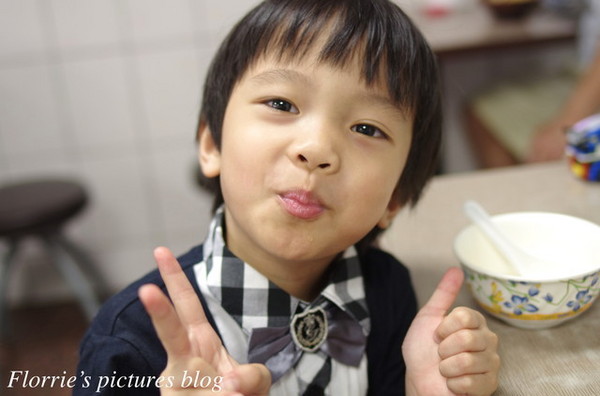周家烏醋乾麵：土城區美食~周家烏醋乾麵~簡單味美的小店！