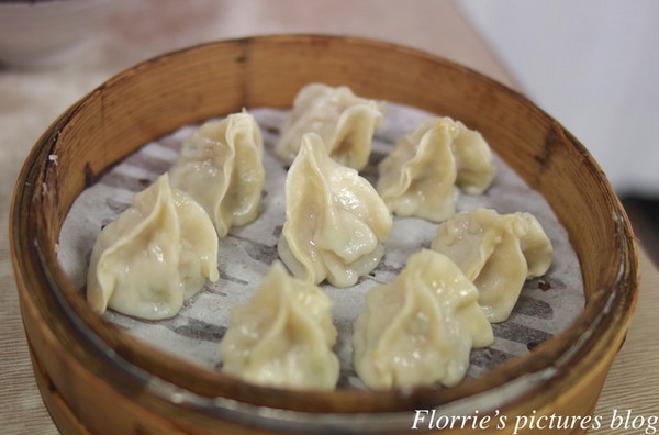 周家烏醋乾麵：土城區美食~周家烏醋乾麵~簡單味美的小店！