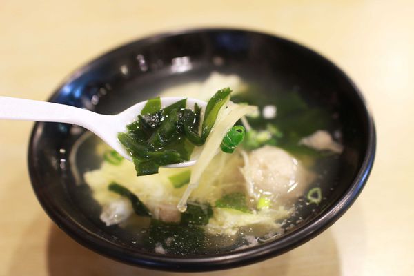 【新莊美食】新月涼麵-誰說涼麵就只能有麵?也能有肉有蛋