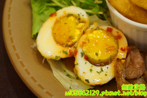 提摩希歐式餐坊(台南東安店):【台南-東區】搗蛋x披薩x安格斯牛...炸蛋/起司蜜薯條/免服務費《提摩希歐式餐坊》