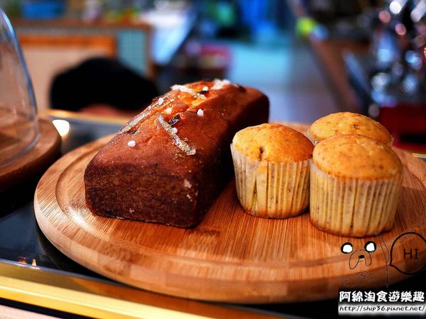 【桃園早午餐】小咩手作輕食廚房-女孩最愛!!色彩繽紛可愛小店．早午餐/漢堡/甜點/咖啡