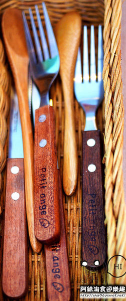 【桃園早午餐】小咩手作輕食廚房-女孩最愛!!色彩繽紛可愛小店．早午餐/漢堡/甜點/咖啡