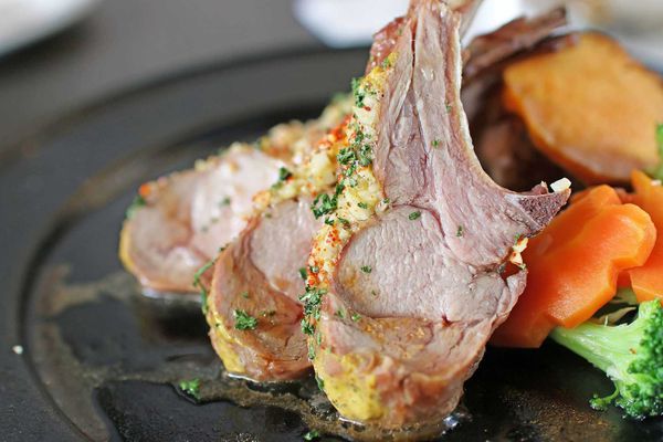 【桃園餐廳】布納咖啡館&義斯特時尚創作料理&義斯特P&R義大利麵-Hellmann's美玉白汁沙拉醬百搭美味好餐點