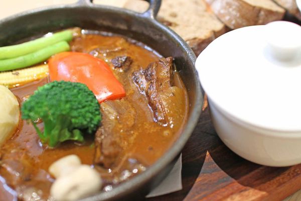 【桃園餐廳】布納咖啡館&義斯特時尚創作料理&義斯特P&R義大利麵-Hellmann's美玉白汁沙拉醬百搭美味好餐點