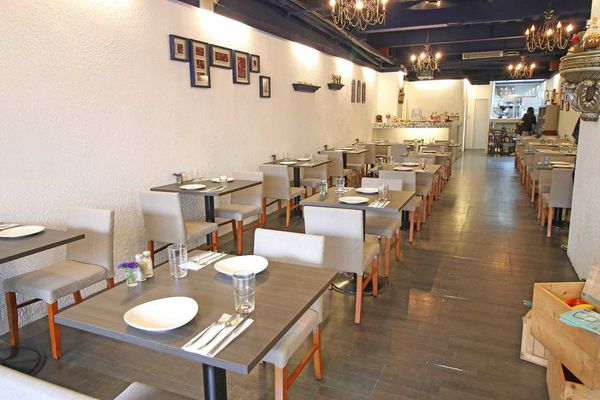 【桃園餐廳】布納咖啡館&義斯特時尚創作料理&義斯特P&R義大利麵-Hellmann's美玉白汁沙拉醬百搭美味好餐點