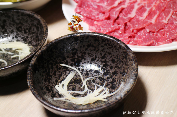 牛ㄅㄟㄅㄟ台灣溫體牛涮牛肉：東區火鍋『牛ㄅㄟㄅㄟ台灣溫體牛涮牛肉』熱炒／商業午餐／消夜/近星據點