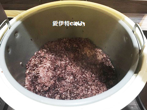 魔樂鍋：『台中逢甲_魔樂鍋』徜徉在音樂與魔術之間，平價的高檔享受