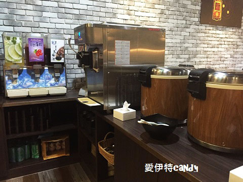 魔樂鍋：『台中逢甲_魔樂鍋』徜徉在音樂與魔術之間，平價的高檔享受