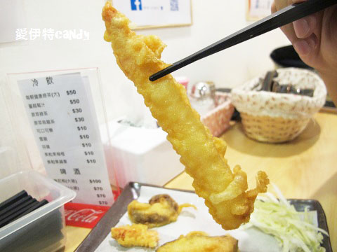 橫手屋(彰化員林店)：『彰化員林_橫手屋』特調豚骨拉麵湯頭好甜阿~~天婦羅拼盤好豐富呢！