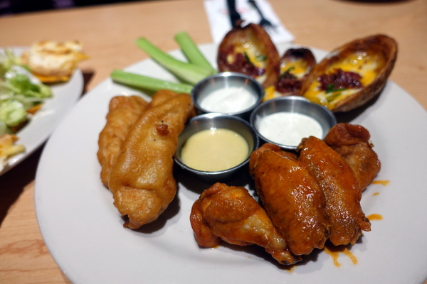 Chili's Grill & Bar 美式休閒餐廳 (大直店)：(胖樺食記)大直美麗華” Chili's 美式休閒餐廳”，超好吃的義大利麵和開胃菜/捷運劍南站/赫士盟餐飲集團