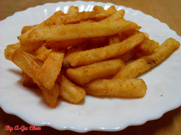 艋舺雞排(台南中正店):【臺南Ω中西區】艋舺雞排(中正店)。皮脆肉厚的大雞排