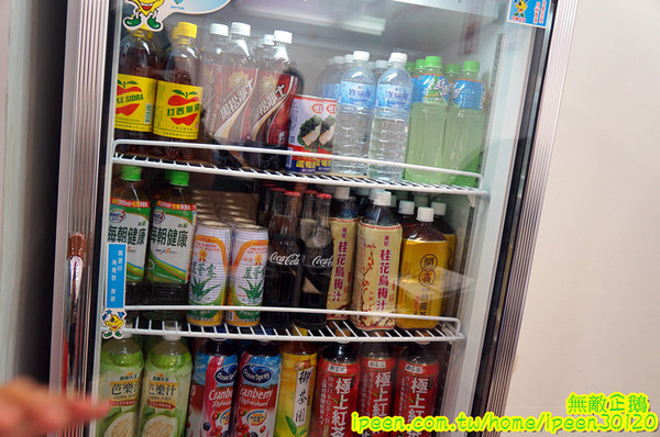 上牛村牛肉火鍋:【台南-中西區】現宰溫體牛x每天直送..意外撞見中天記者採訪~《上牛村牛肉火鍋》