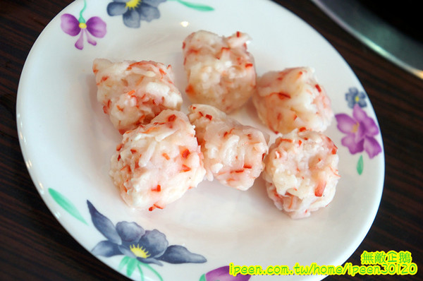 上牛村牛肉火鍋:【台南-中西區】現宰溫體牛x每天直送..意外撞見中天記者採訪~《上牛村牛肉火鍋》