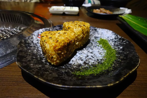 油花炭火燒肉專門店:油花炭火燒肉專門店 ~ 敦南商圈美味燒肉.甜點也不馬虎- 捷運信義安和站