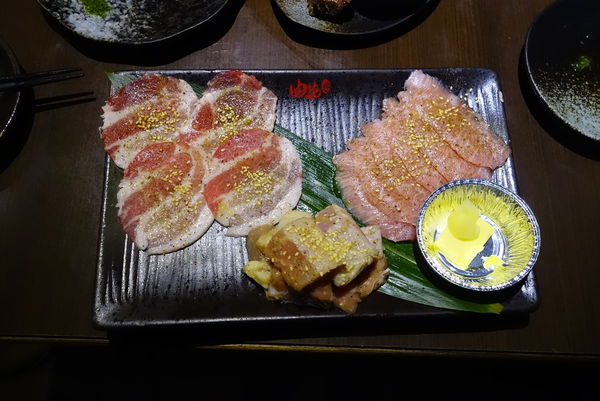 油花炭火燒肉專門店:油花炭火燒肉專門店 ~ 敦南商圈美味燒肉.甜點也不馬虎- 捷運信義安和站