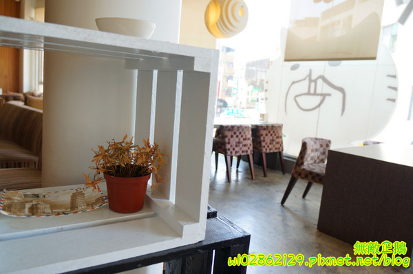 巷木shamu：【台南-安平區】巷子x掰掰啾啾...我在二樓無拘束用餐中..《巷木shamu》(內有抽獎)