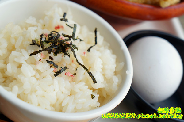 巷木shamu：【台南-安平區】巷子x掰掰啾啾...我在二樓無拘束用餐中..《巷木shamu》(內有抽獎)