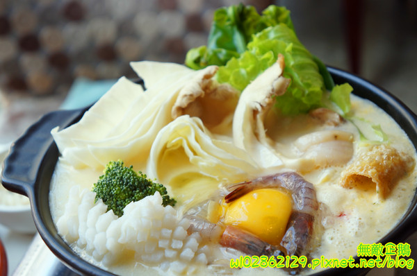 巷木shamu：【台南-安平區】巷子x掰掰啾啾...我在二樓無拘束用餐中..《巷木shamu》(內有抽獎)