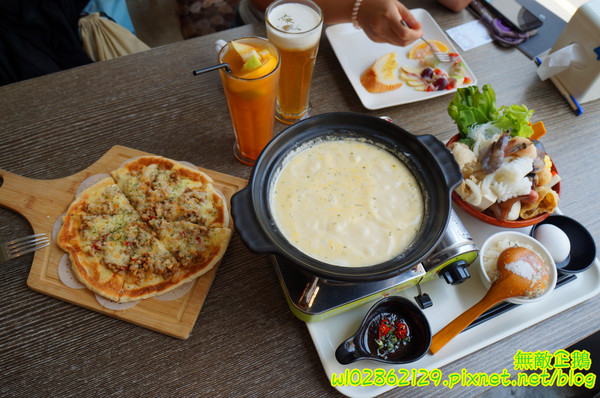 巷木shamu：【台南-安平區】巷子x掰掰啾啾...我在二樓無拘束用餐中..《巷木shamu》(內有抽獎)