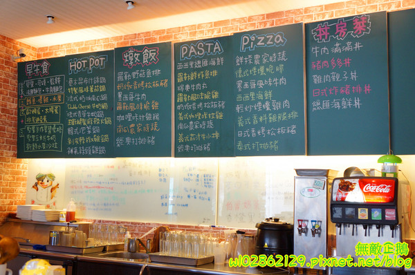 巷木shamu：【台南-安平區】巷子x掰掰啾啾...我在二樓無拘束用餐中..《巷木shamu》(內有抽獎)