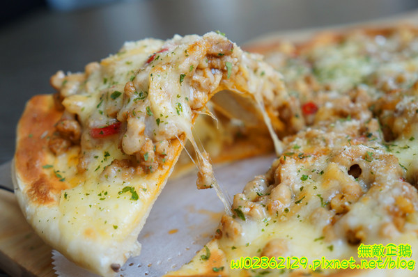 巷木shamu：【台南-安平區】巷子x掰掰啾啾...我在二樓無拘束用餐中..《巷木shamu》(內有抽獎)