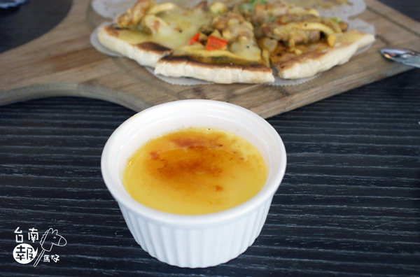 巷木shamu:【台南簡餐火鍋】【中西區】巷木Shamu|多人聚餐絕佳地點。空間寬敞、餐點好吃!