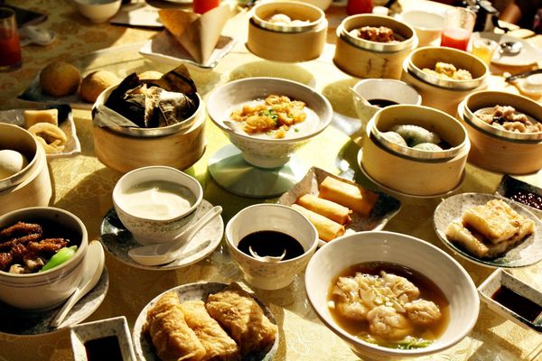 瀧澤香港大牌檔,陳治國,京華城,港式飲茶,捷運美食,現點現做,香港大排檔