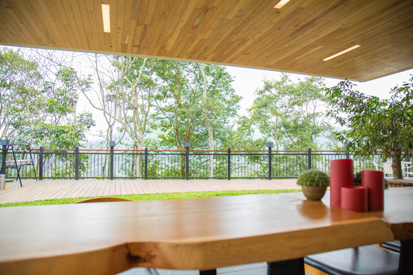 原森林民宿：[南投-日月潭] 臥躺看日出 仰望看星空 原森林民宿