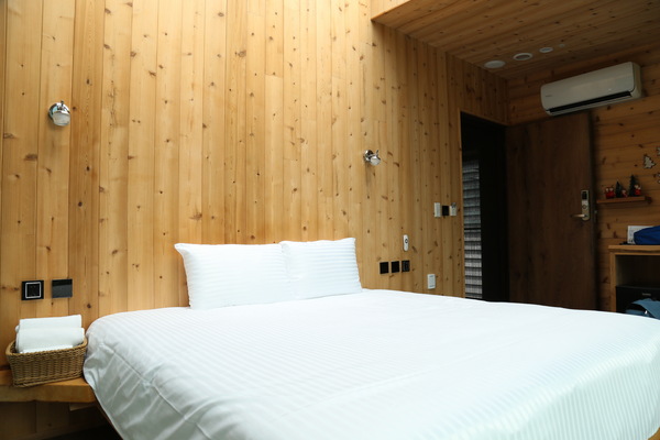 原森林民宿：[南投-日月潭] 臥躺看日出 仰望看星空 原森林民宿