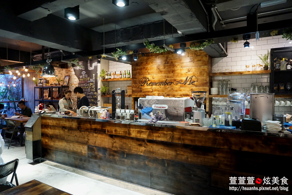 Remember Me CAFE (8).JPG