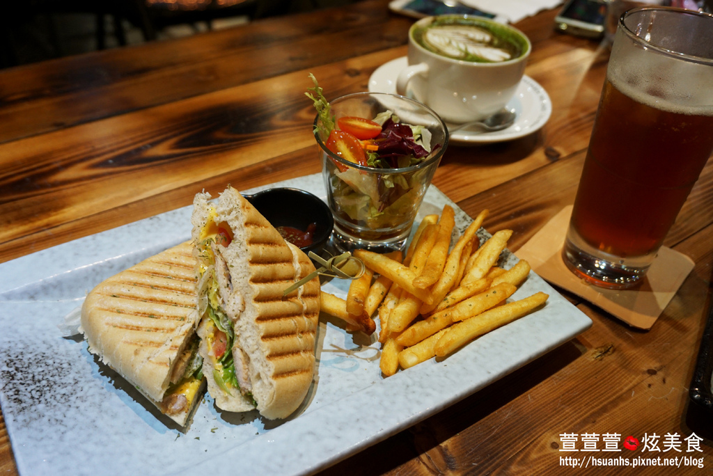 Remember Me CAFE (33).JPG