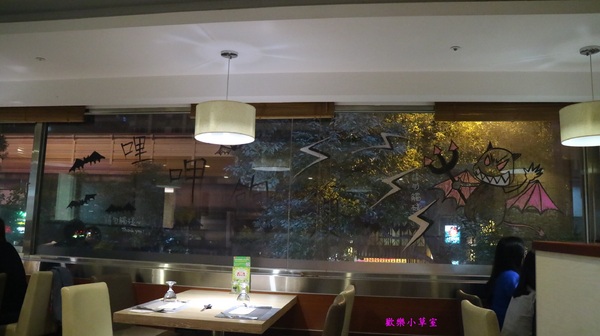 Volks沃克牛排:【台北美食】環境舒適,餐點好吃的沃克牛排@捷運南京復興站