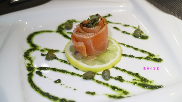 Volks沃克牛排:【台北美食】環境舒適,餐點好吃的沃克牛排@捷運南京復興站