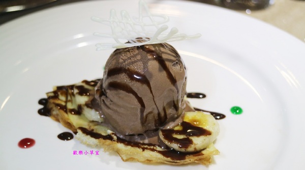 Volks沃克牛排:【台北美食】環境舒適,餐點好吃的沃克牛排@捷運南京復興站