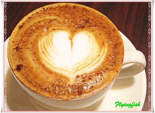 Myron cafe：✜ 用親切熱情款待客人滴赤峰街溫馨巷弄間咖啡館 -「Myron Café」(N訪) ◕‿◠｡