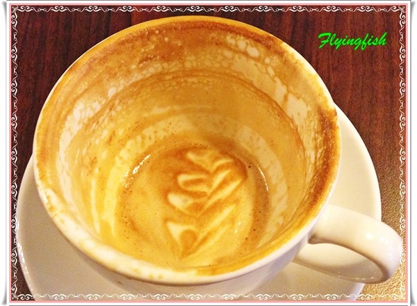 Myron cafe：✜ 用親切熱情款待客人滴赤峰街溫馨巷弄間咖啡館 -「Myron Café」(N訪) ◕‿◠｡